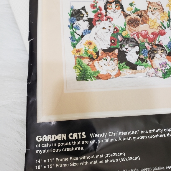 Vintage Dimensions counted cross stitch garden cat - Picture 2 of 11